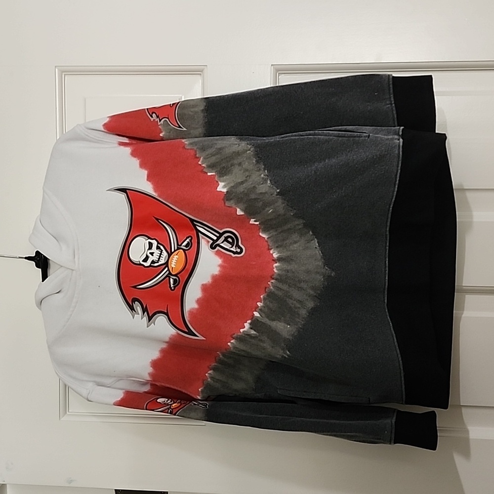 Tampa Bay Buccaneers Hoodie